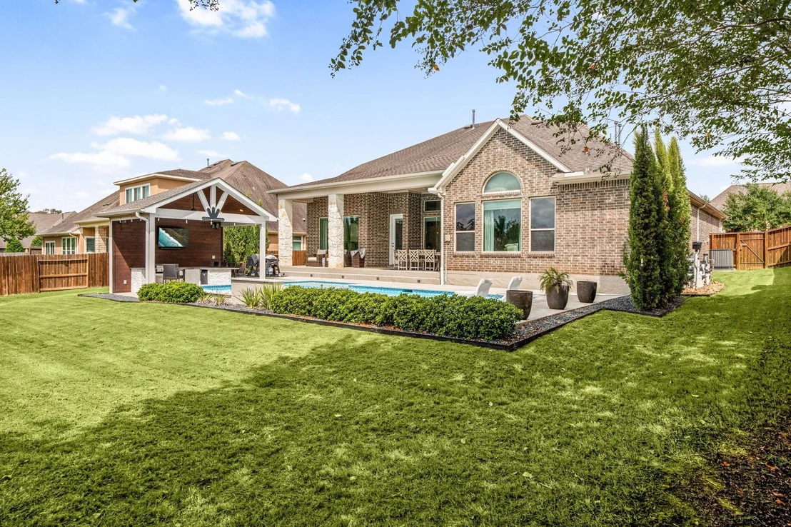 Photo of 30907 Shady Oak Drive
