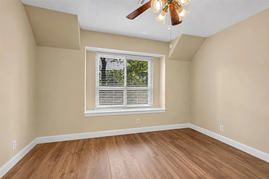 Photo of 631 Andover Street