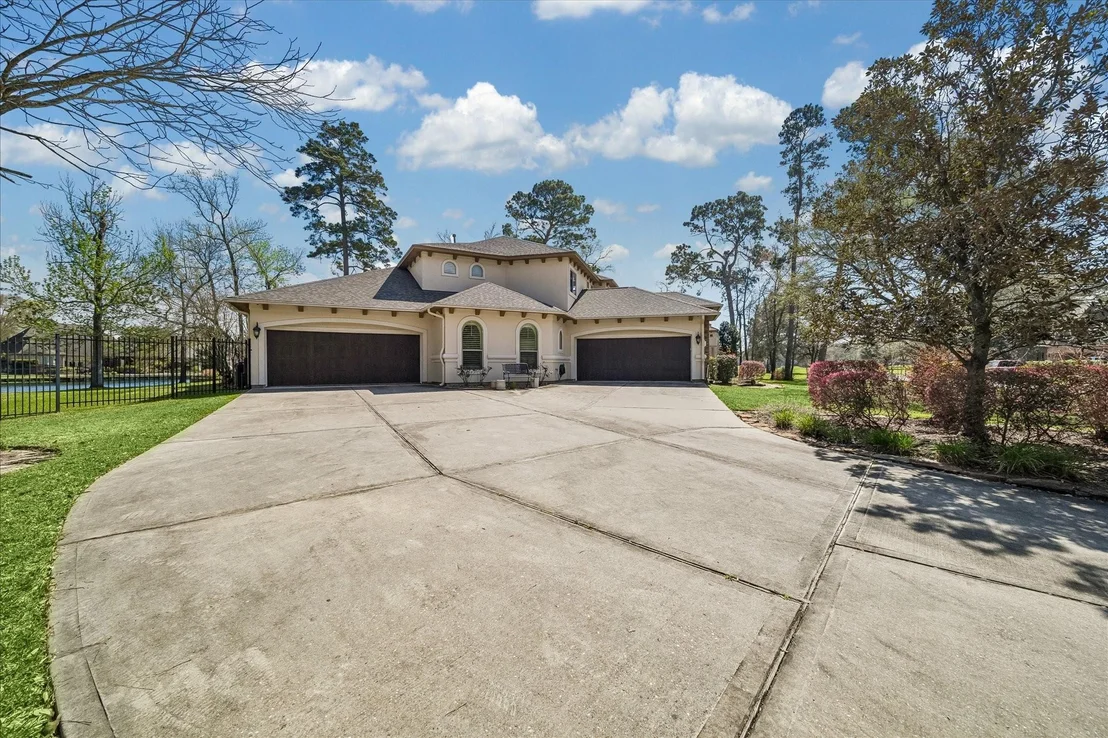 Photo of 21010 Kings River Point Drive