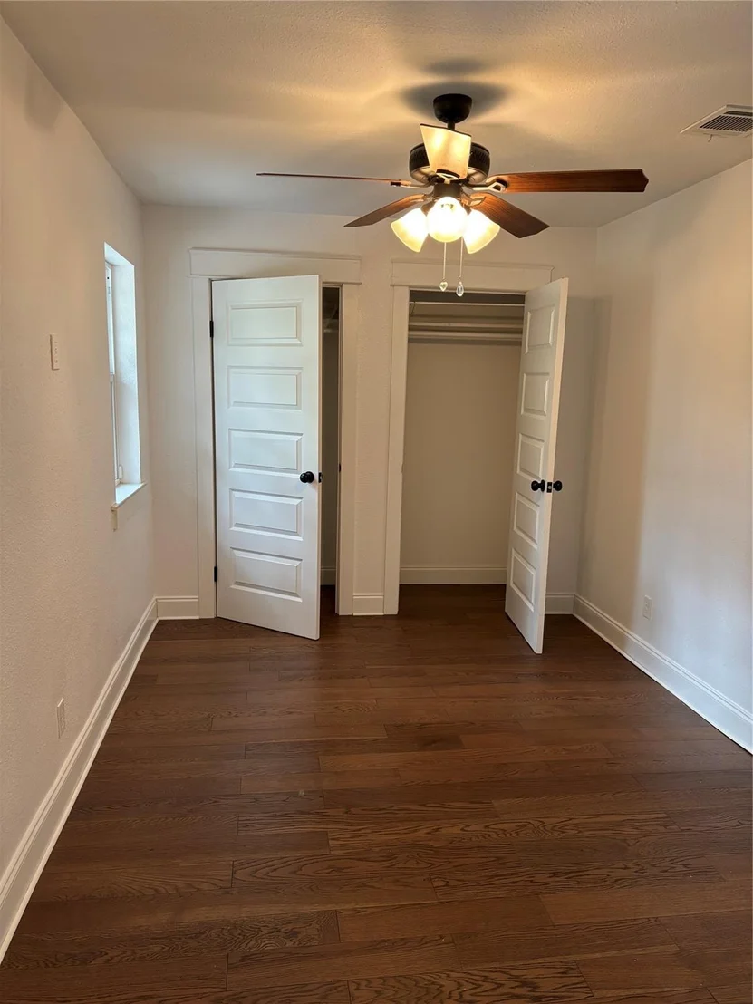 Photo of 4825 Kingfisher Drive