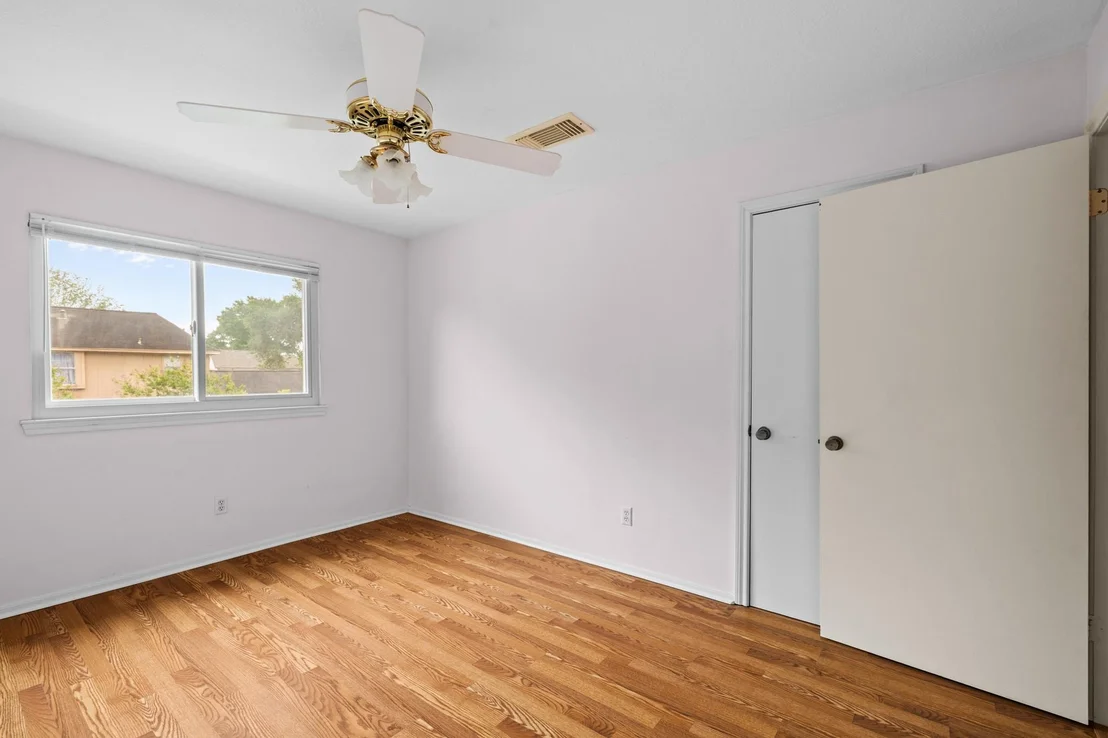 Photo of 4007 Valley Estates Drive