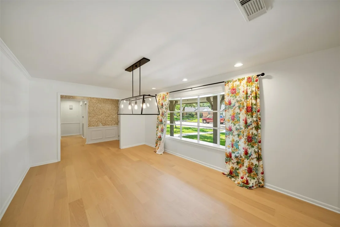 Photo of 5354 Dumfries Drive