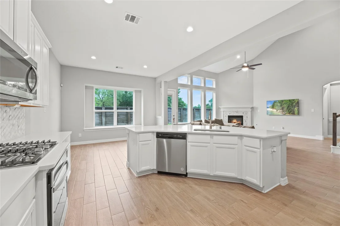 Photo of 2411 Jitterbug Lane