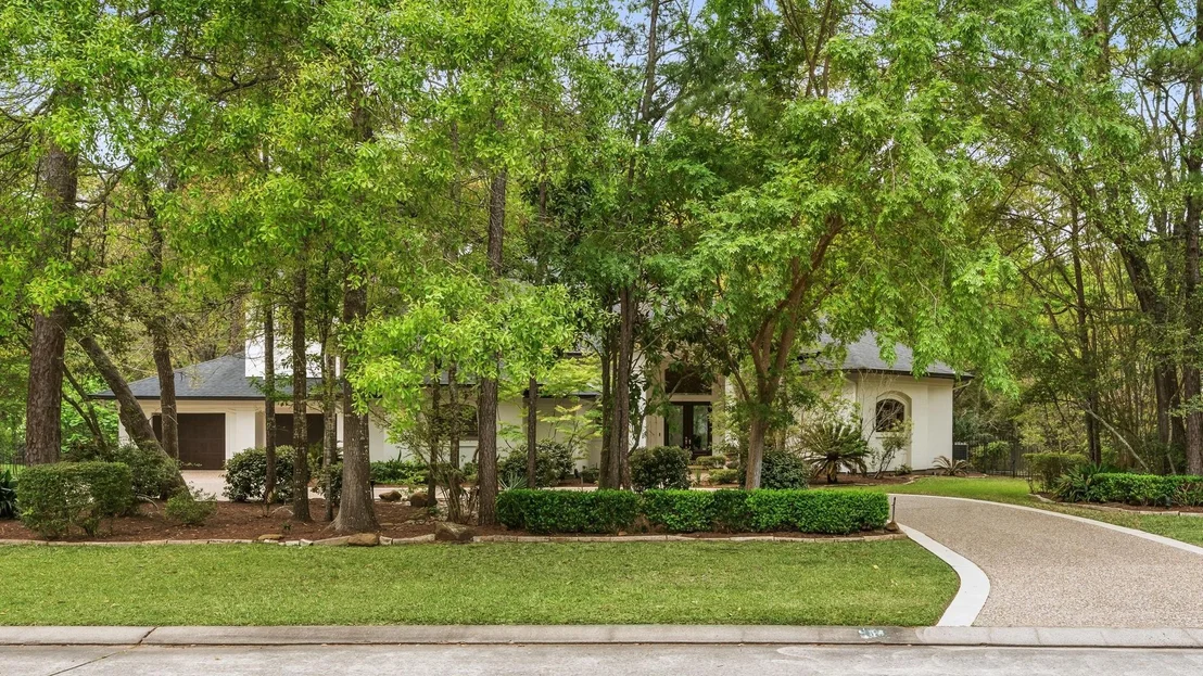 Photo of 55 Benton Woods Circle