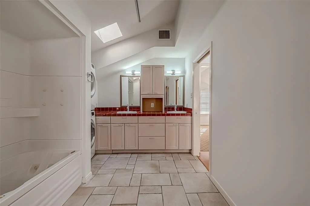 Photo of 2300 Driscoll