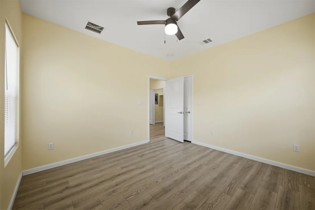 Photo of 100 Walnut Circle