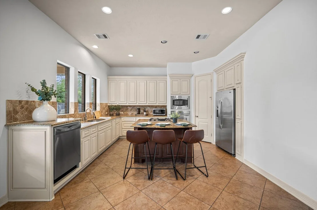 Photo of 241 W Tupelo Green Circle