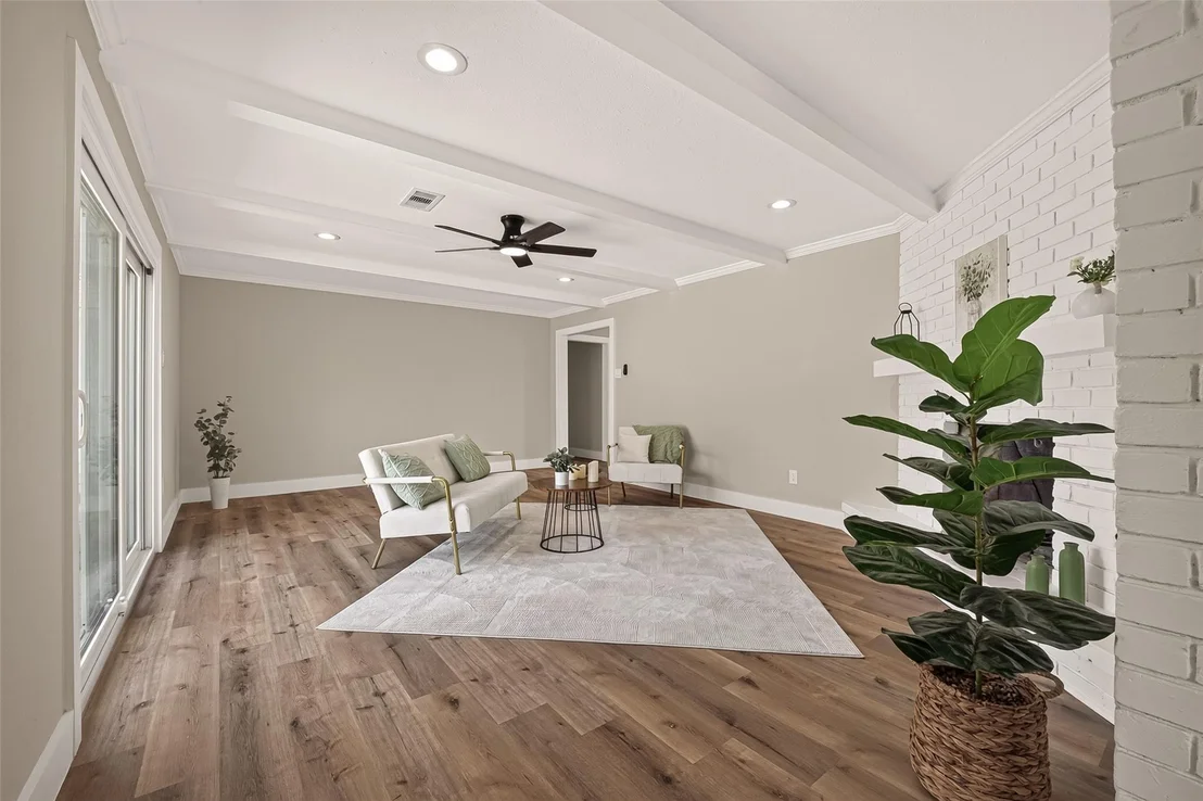 Photo of 3518 Shore Shadows Drive