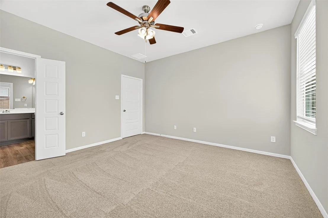 Photo of 9975 Enclave Grove Drive