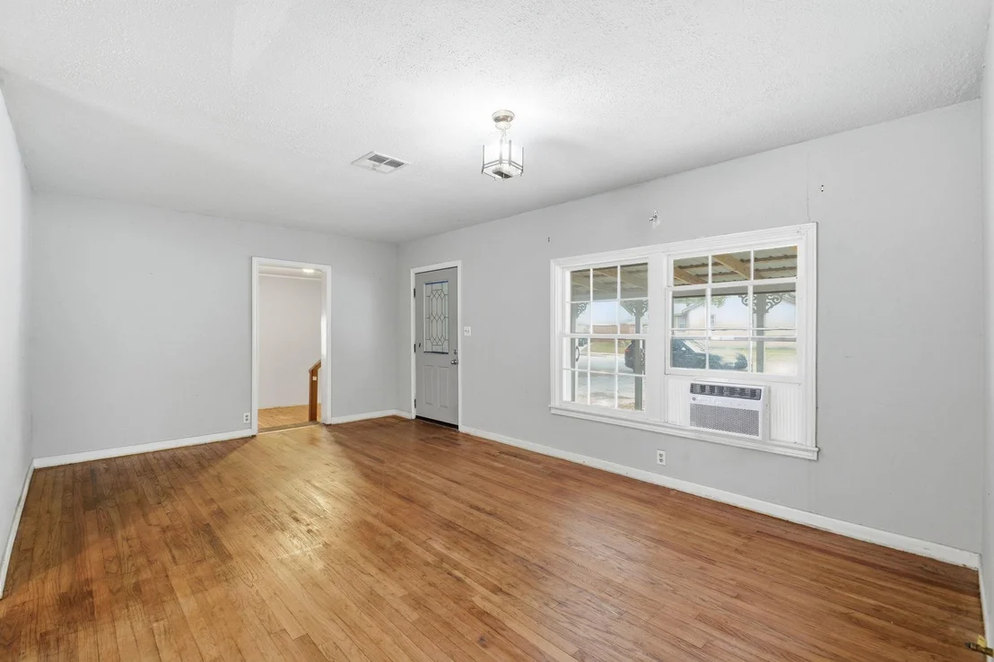 Photo of 304 Baker Drive