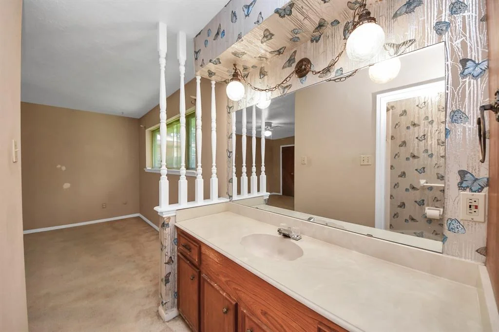 Photo of 4214 Iroquois Drive
