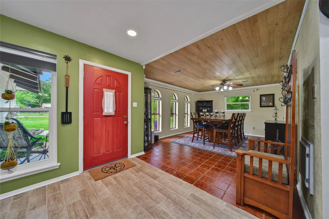 Photo of 23519 Saxon Way