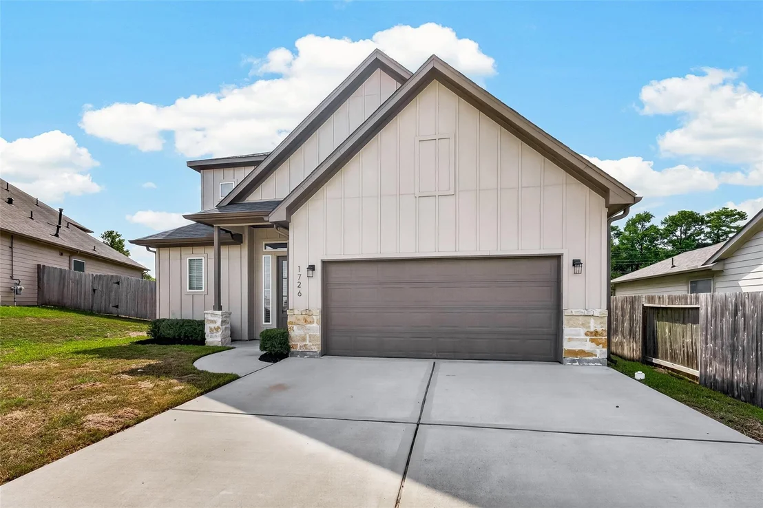 Photo of 1726 Wandering Hills Road