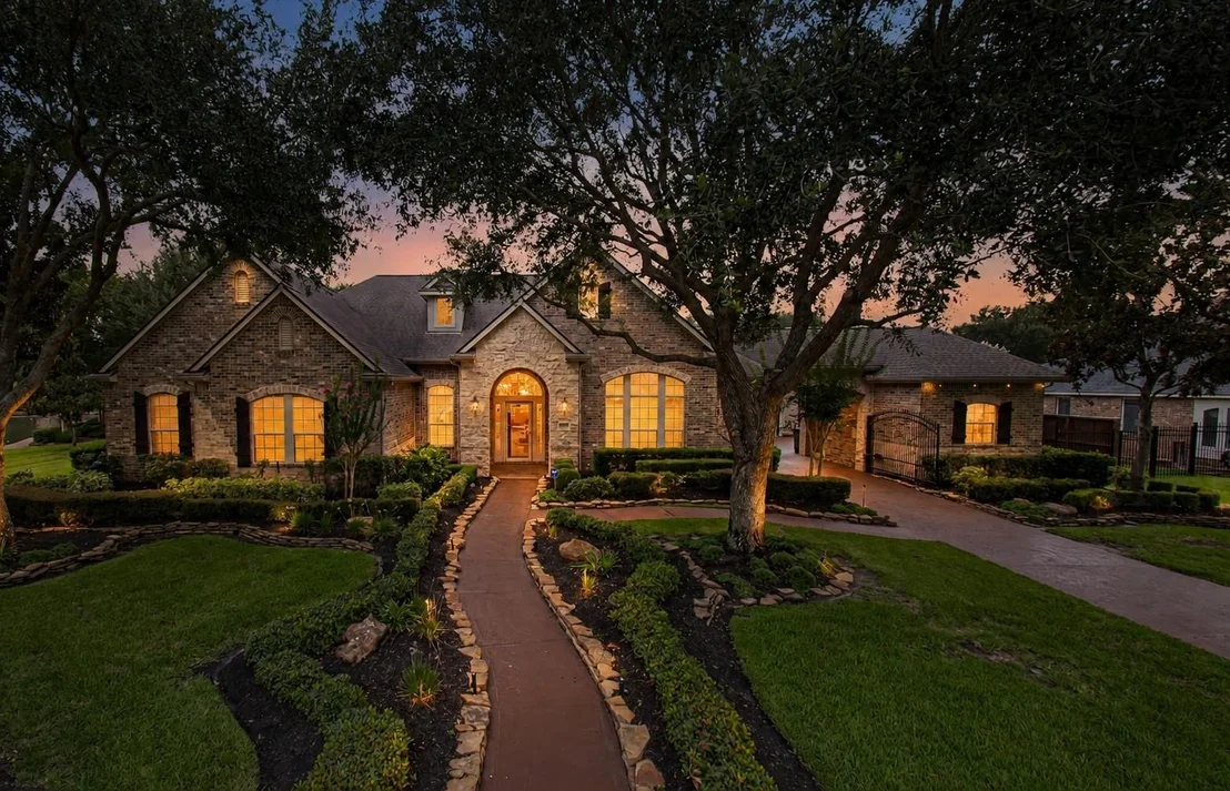 Photo of 17403 Ledgefield