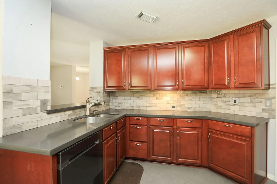 Photo of 10403 Twin Oak Drive