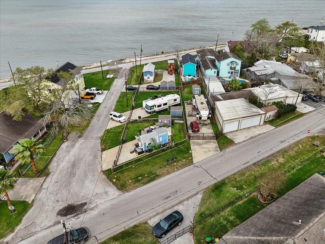 Photo of 4403 W Bayshore Drive