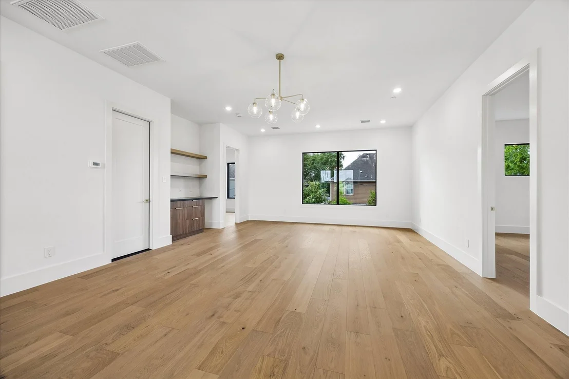 Photo of 4537 Larch Lane