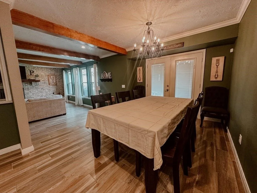 Photo of 2814 Oak Drive