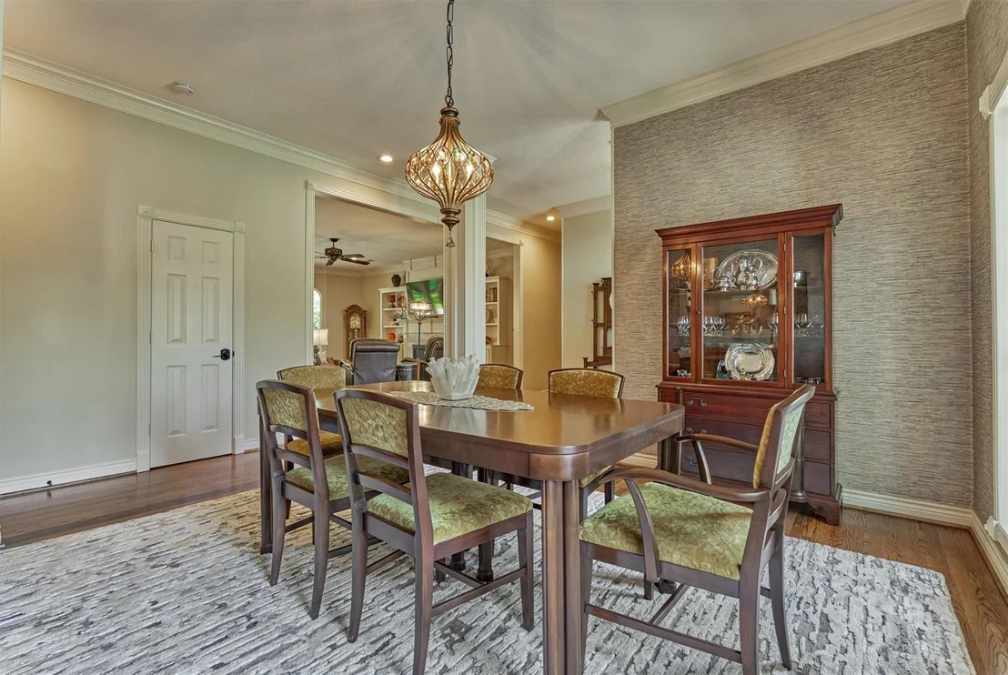 Photo of 150 Lake View Circle