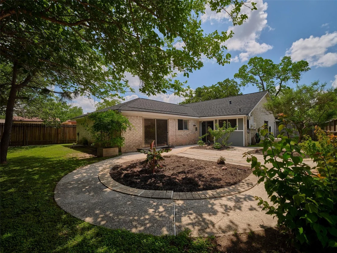 Photo of 22106 Fincastle Drive