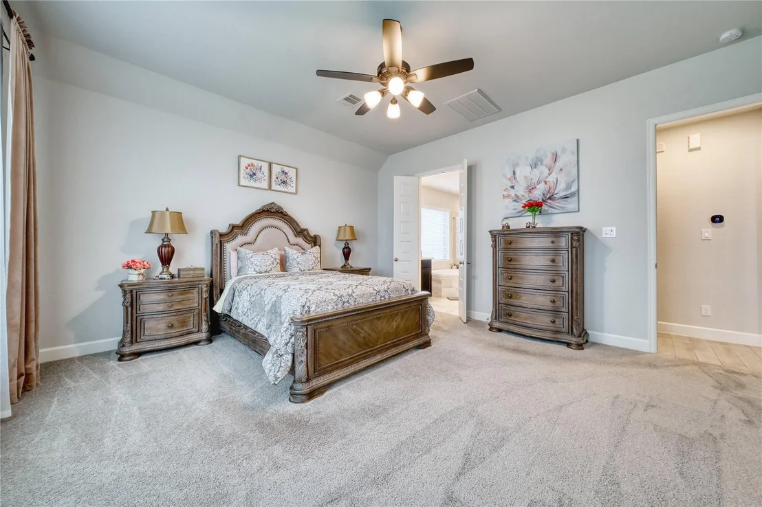 Photo of 8827 Harbor Pines Drive