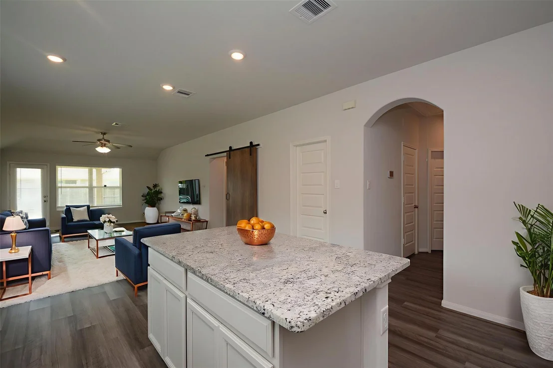 Photo of 1807 Iris Knoll Lane