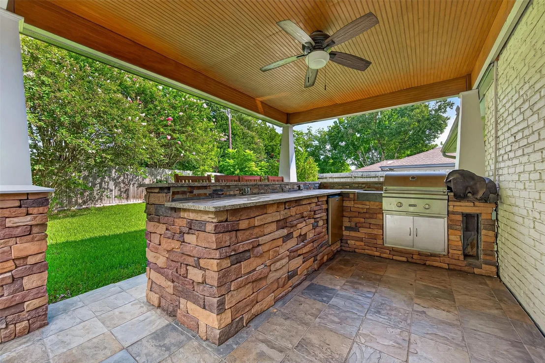 Photo of 11126 Cedarhurst Drive