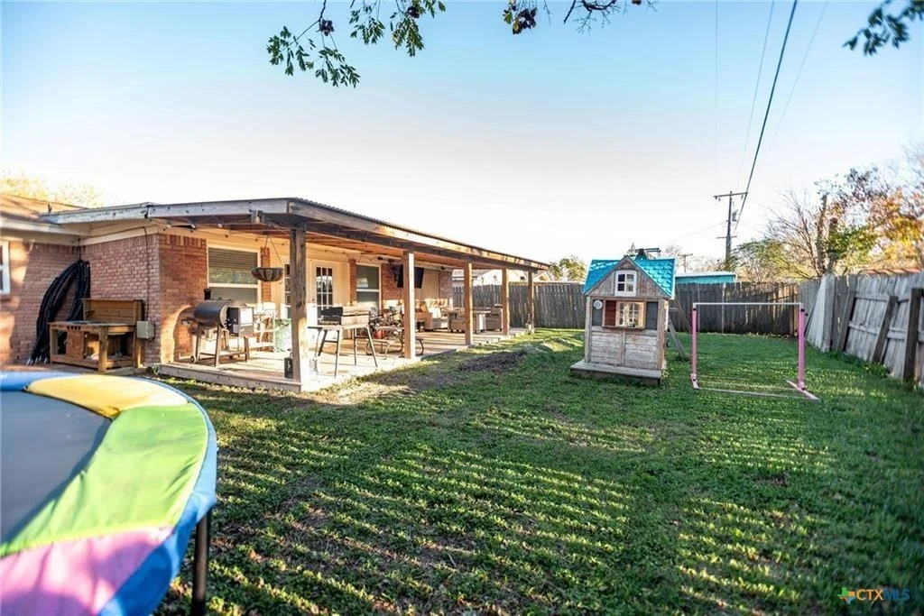 Photo of 535 Travis Street