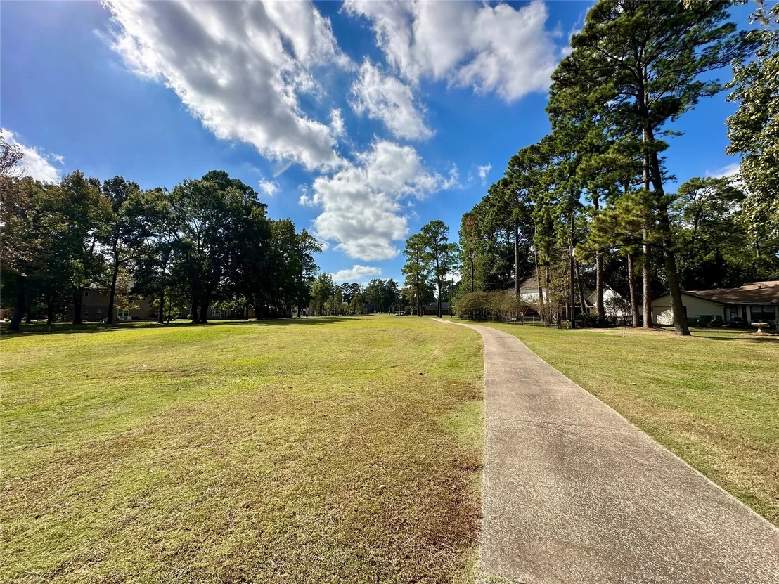 Photo of 16048 Dunes Drive