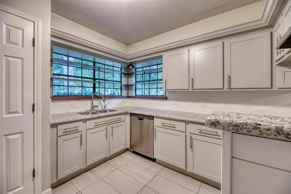Photo of 4650 Hickory Downs Drive