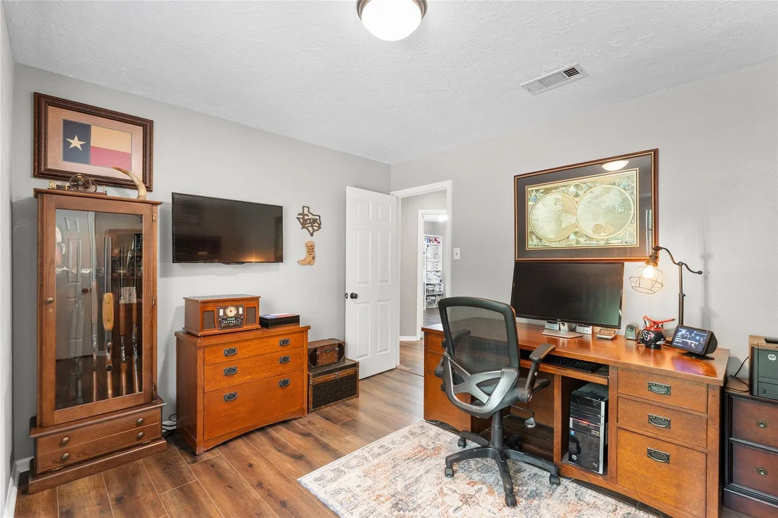 Photo of 34 Eagle Rock Place