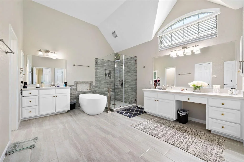 Photo of 3719 Emerald Falls Drive