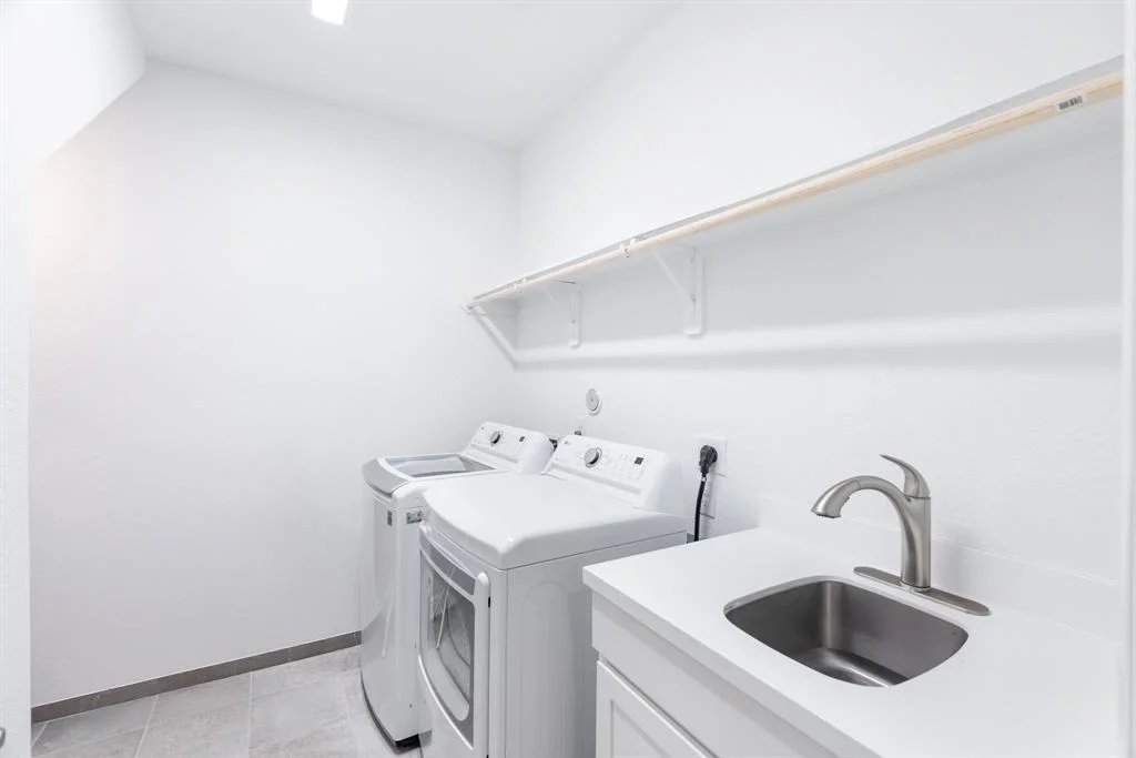 Photo of 32 Snowdrop Lily Drive