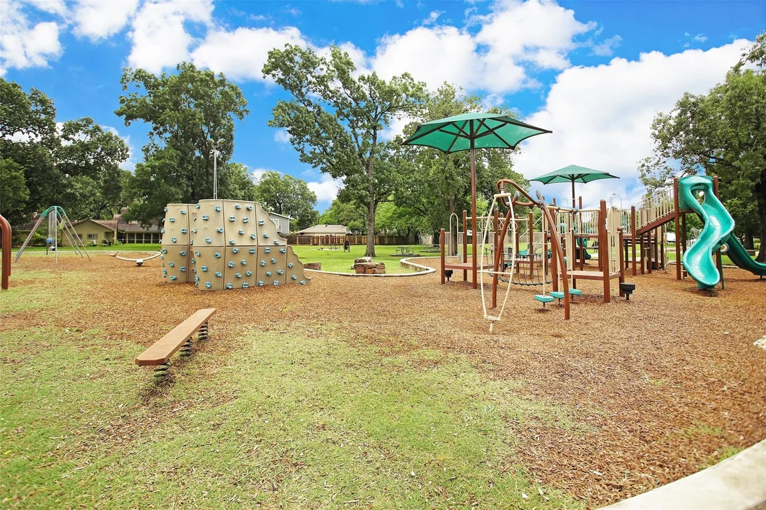 Photo of 1710 Willowby Drive