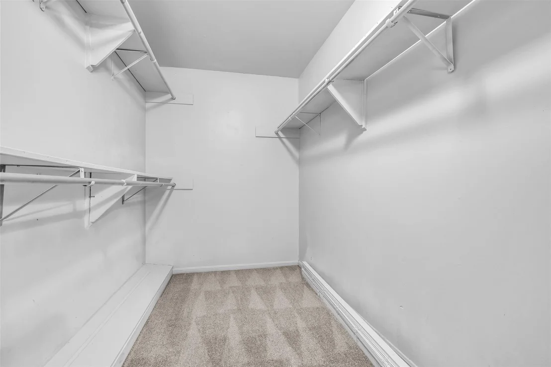 Photo of 20472 Lakeside Drive