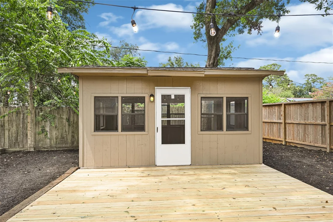 Photo of 11306 Valley Spring Drive