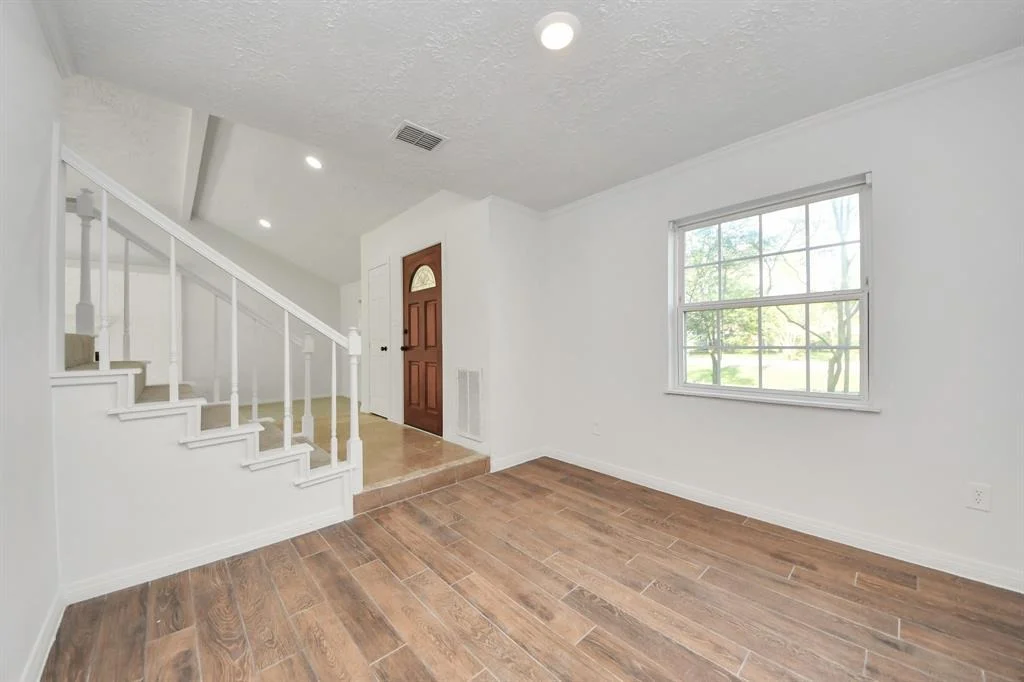 Photo of 24526 Glen Loch Drive