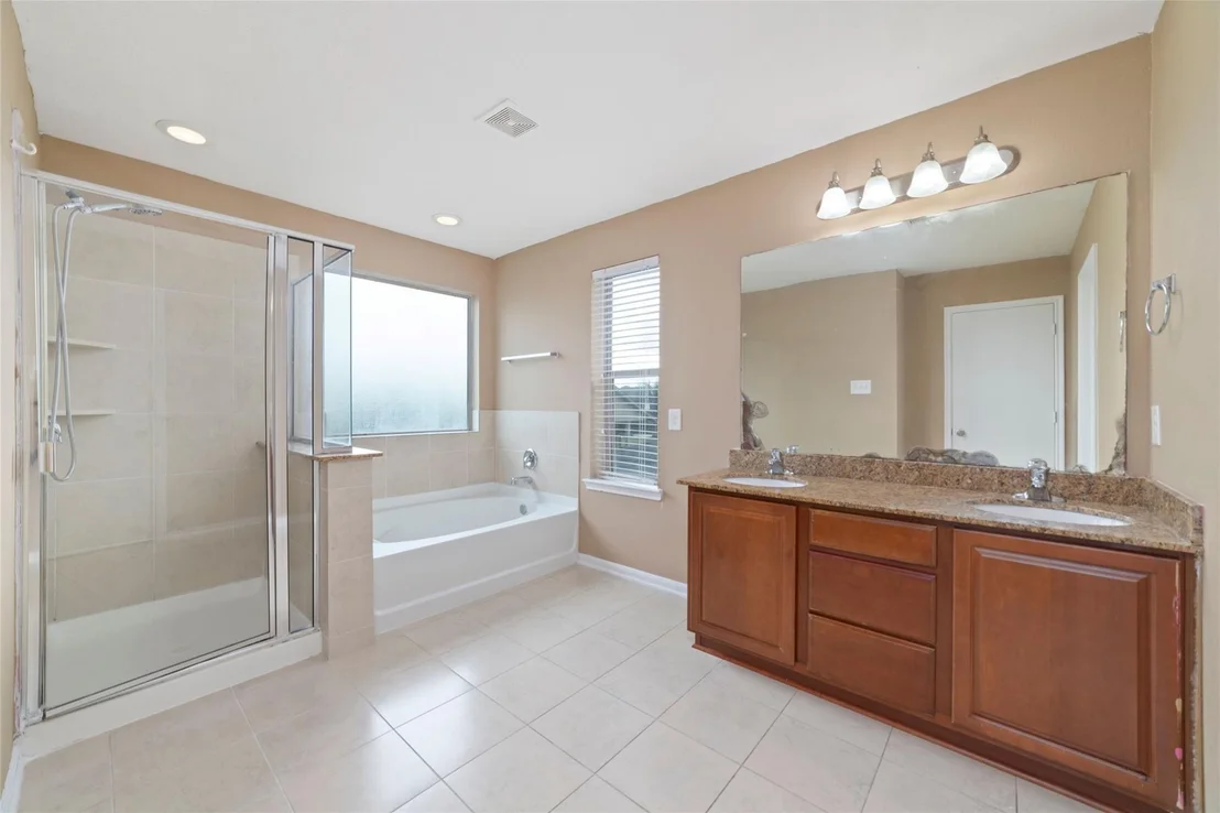 Photo of 2706 Redwing Grove Way