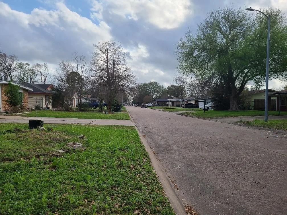 Photo of 422 Surratt Drive