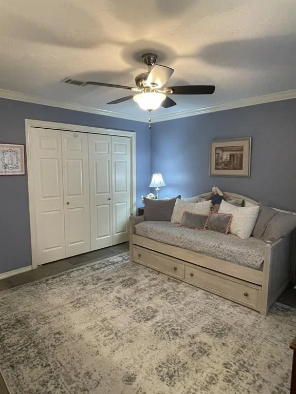 Photo of 4034 Emmett Drive