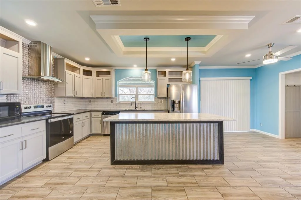 Photo of 6228 County Road 42