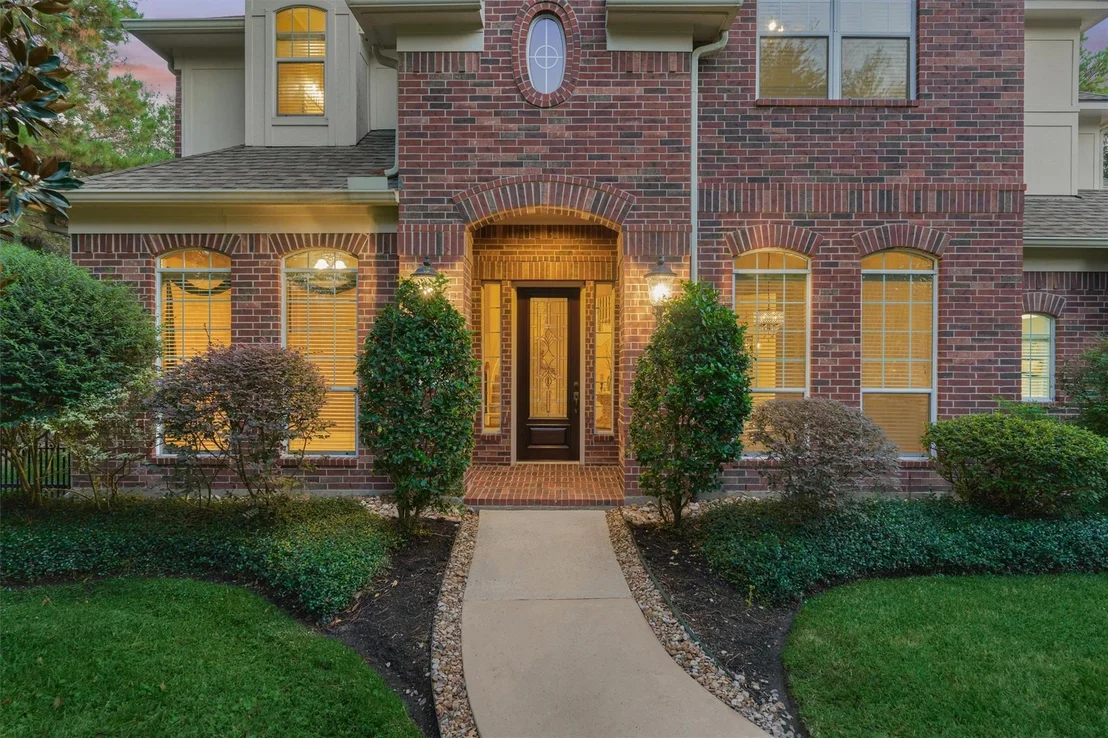 Photo of 3910 Waterbend Cove