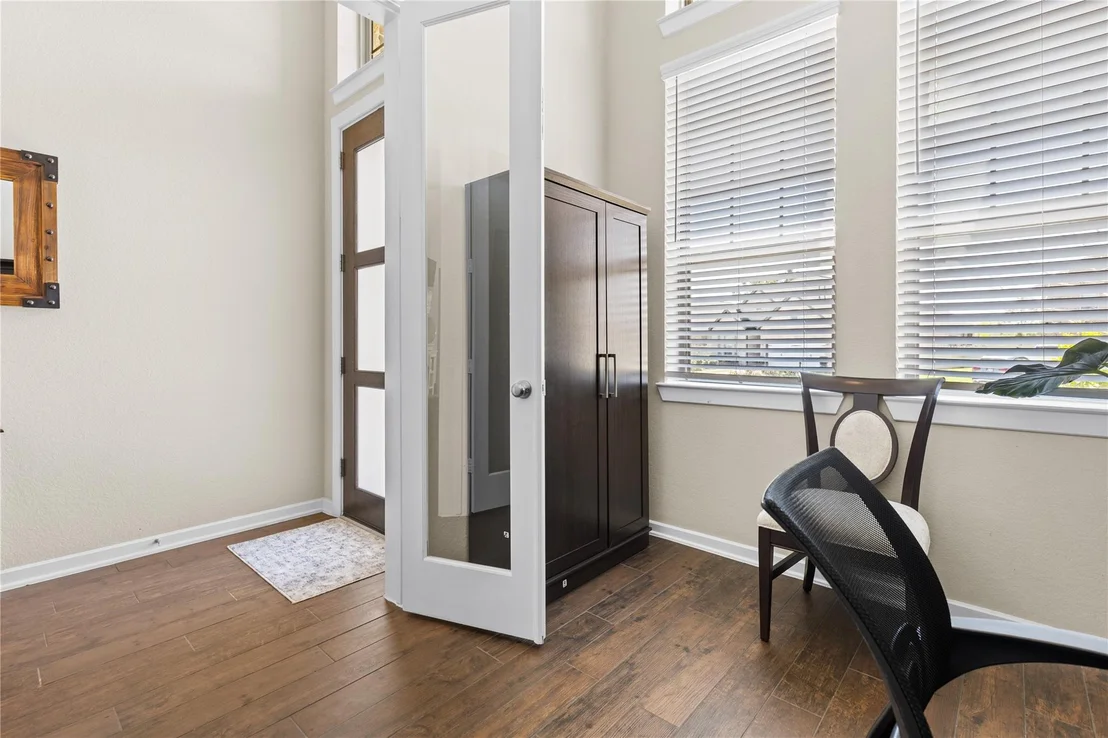Photo of 9801 Preserve Way