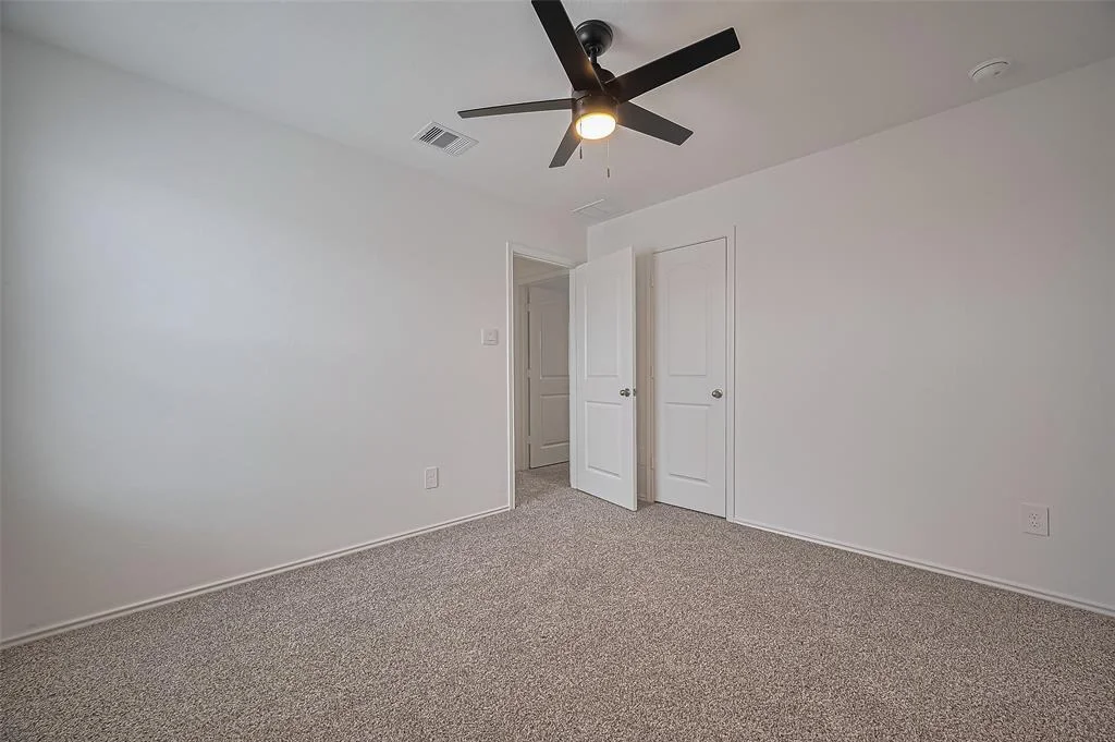 Photo of 5422 Evergreen Heights Lane