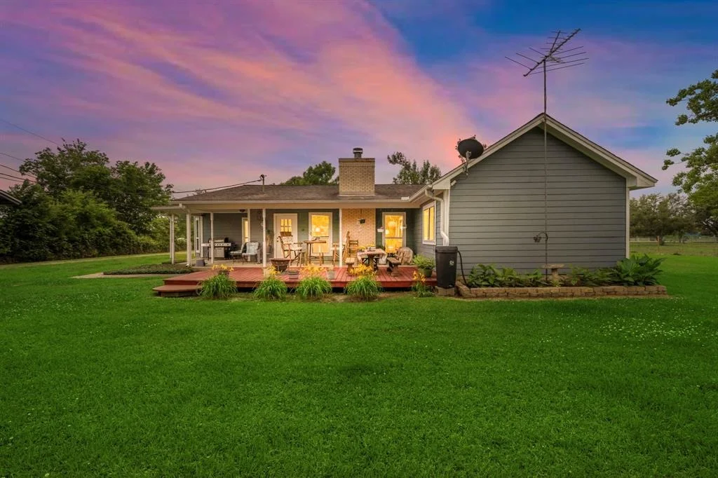 Photo of 927 County Road 423