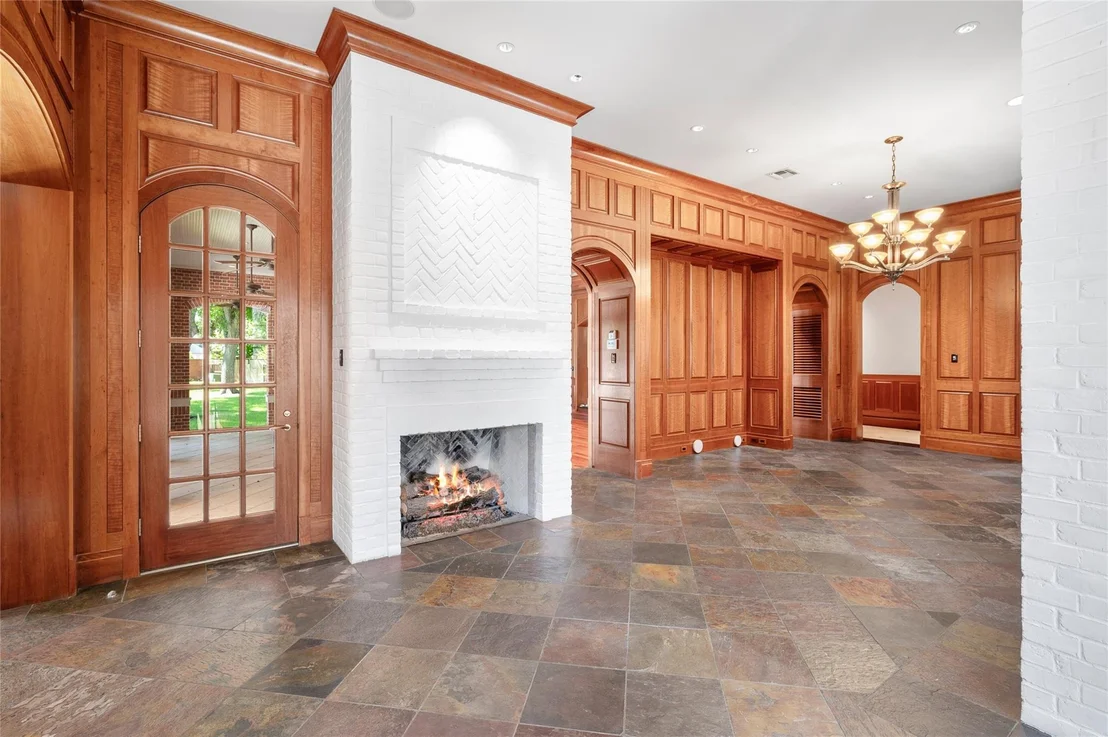 Photo of 1802 Forest Gate Circle