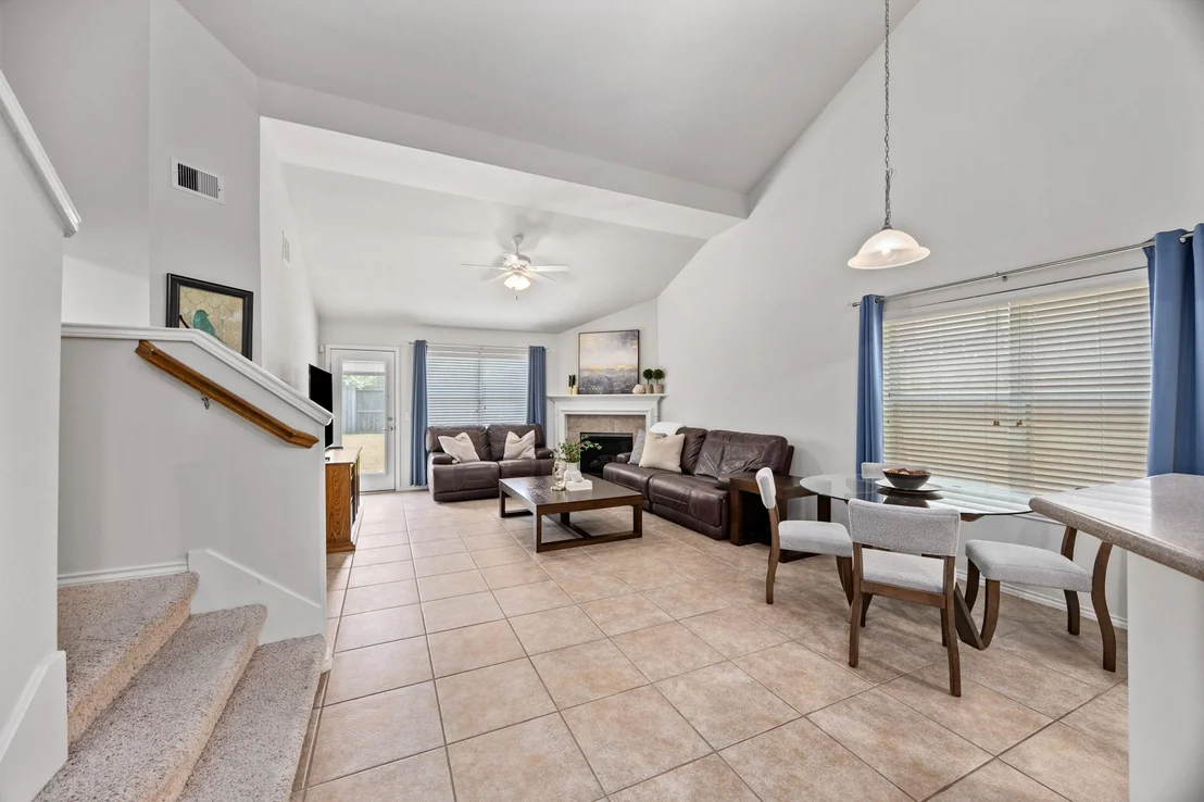 Photo of 7206 Toad Hollow