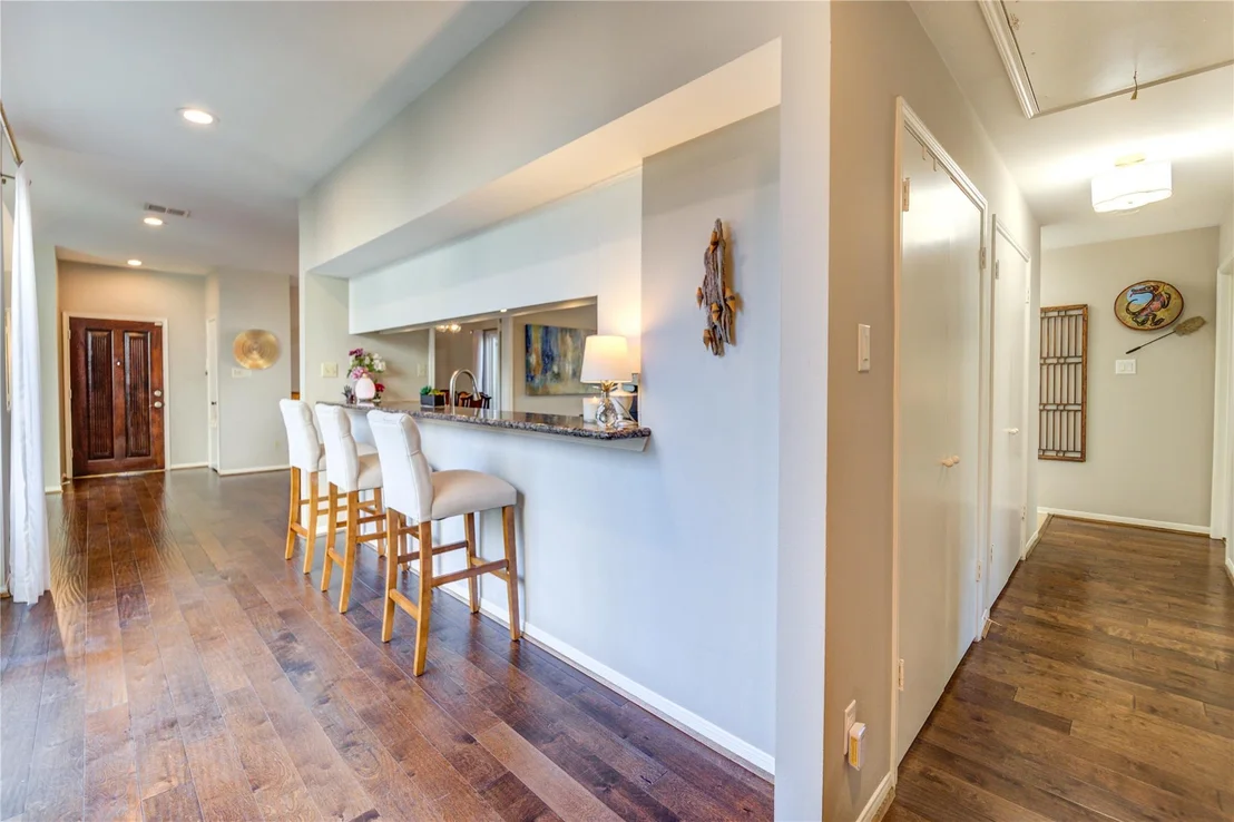 Photo of 1843 Round Lake Drive