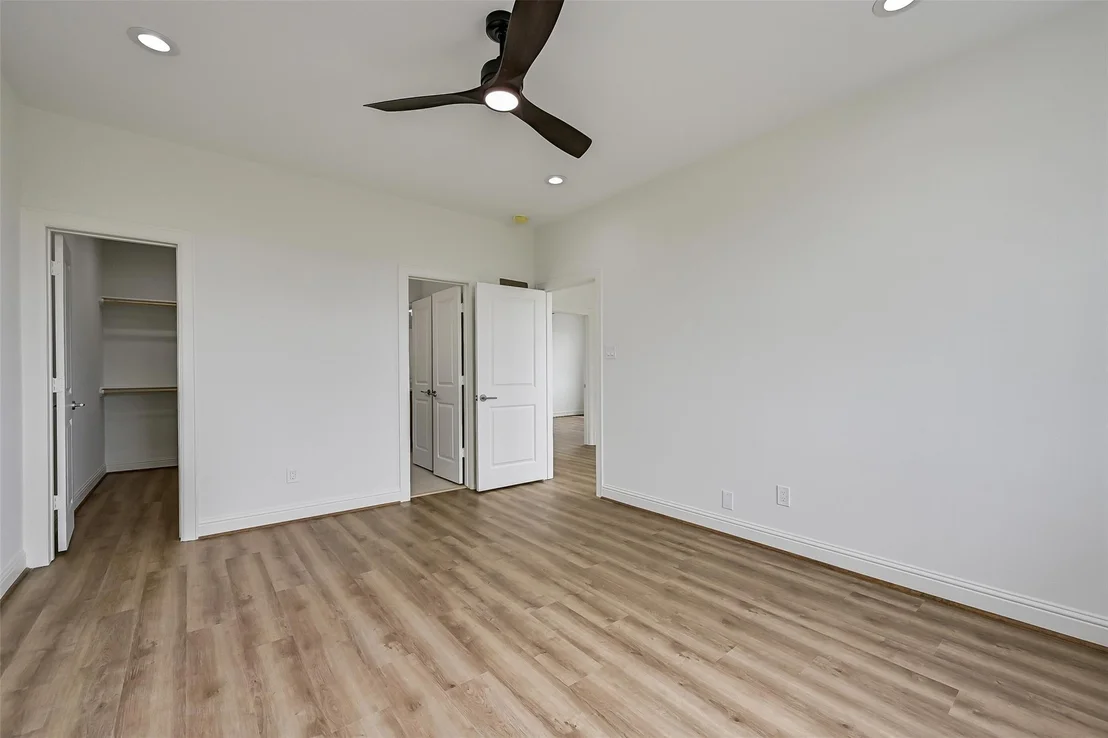Photo of 1627 Bay Pointe Drive