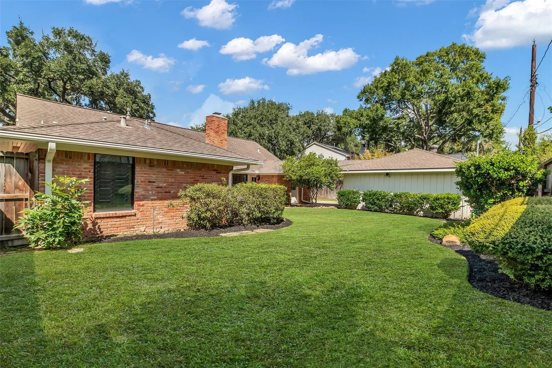 Photo of 606 Hallie Drive